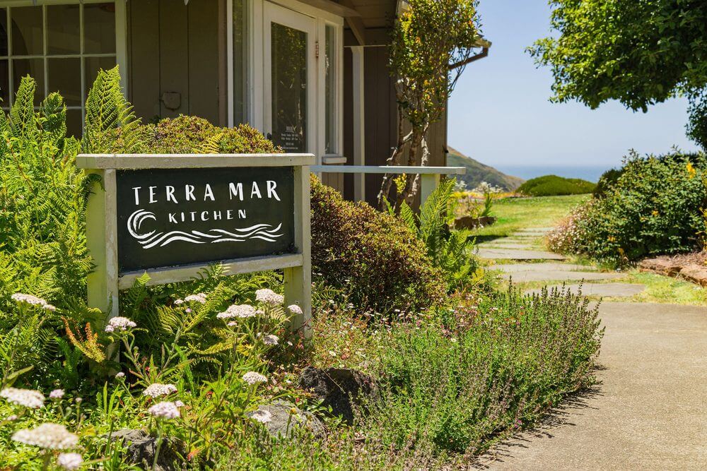 Terra Mar Restaurant Sign